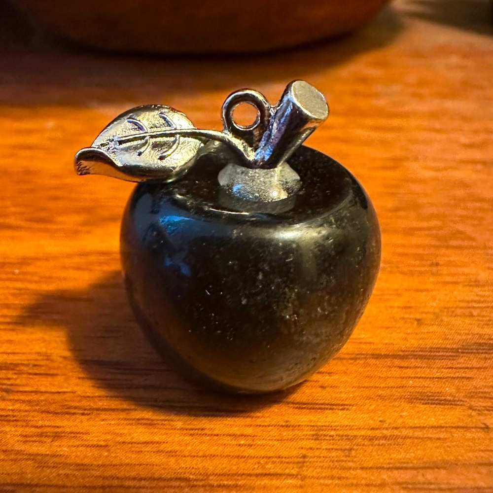 Crystal Apples.. - Picture 3 of 5